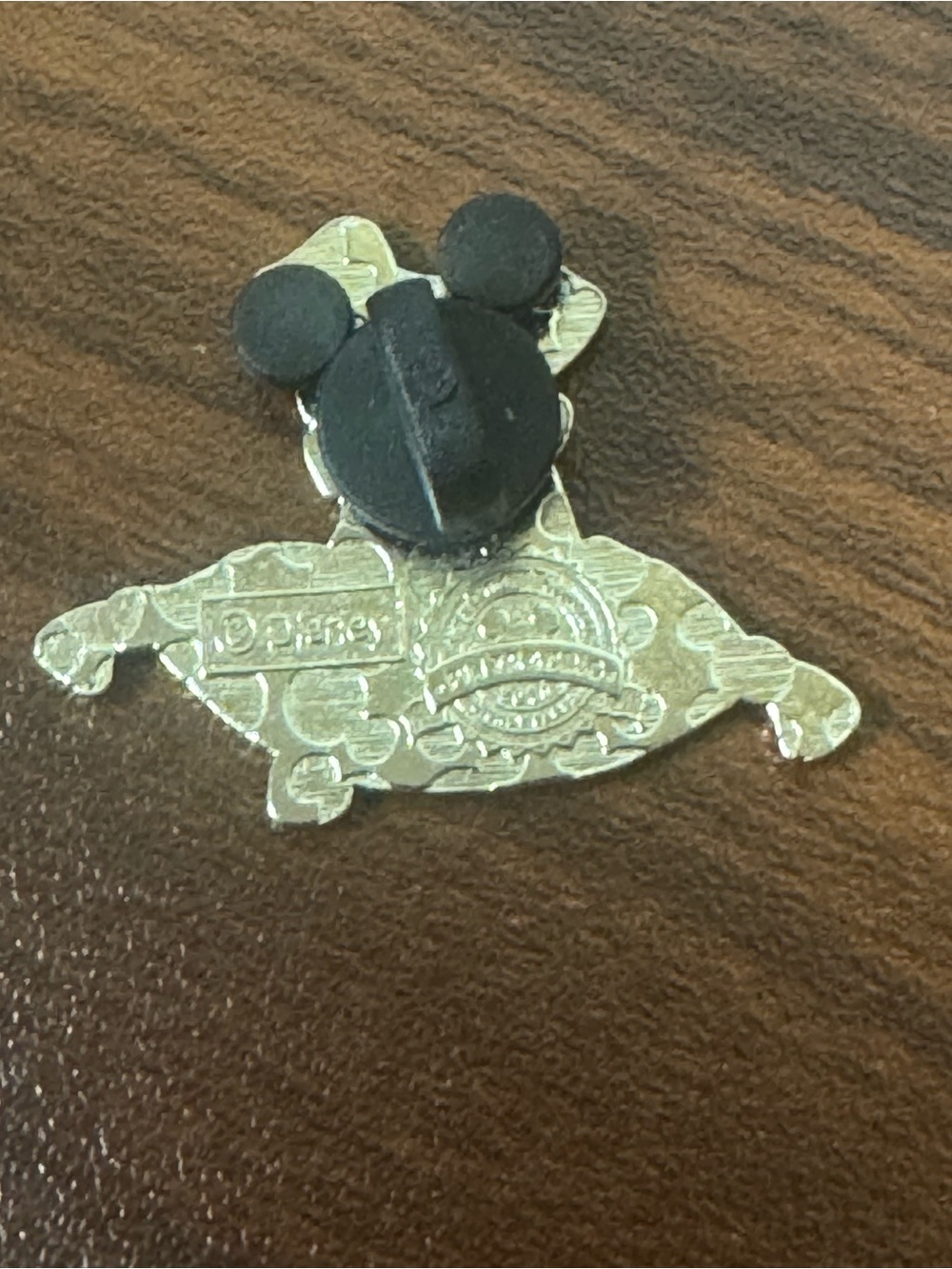 5/$25 Disney Pocahontas Percy Pin‎ - Picture 2 of 2